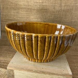 HAEGAR Brown/Gold Vintage Planter